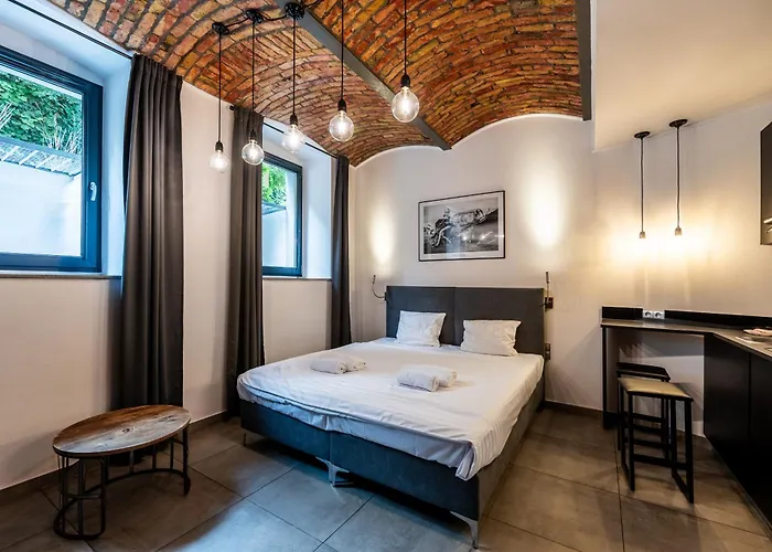 Rentplanet - Kopernika Lägenhet Poznań