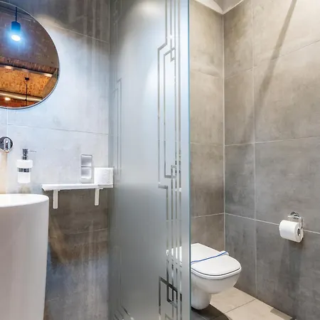 Rentplanet - Kopernika Lejlighed Poznań